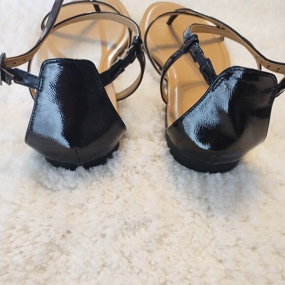 Naturalizer Tinsley Sandal with Free Gift!! - Picture 4 of 8